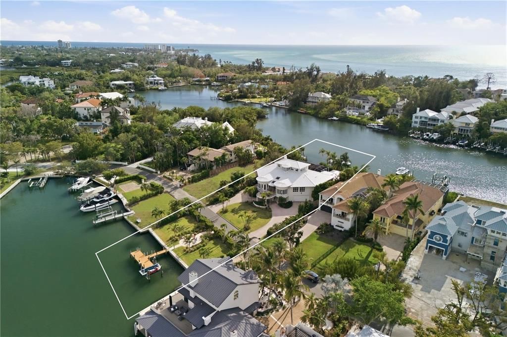 For Sale: $8,190,000 (5 beds, 4 baths, 5095 Square Feet)