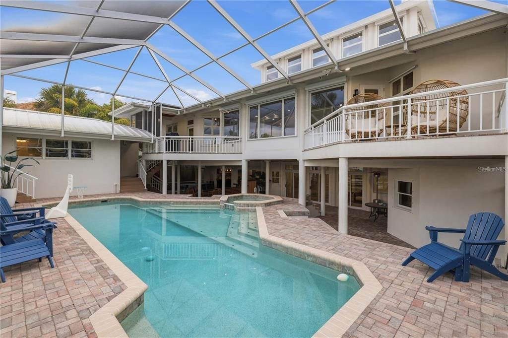 For Sale: $8,190,000 (5 beds, 4 baths, 5095 Square Feet)
