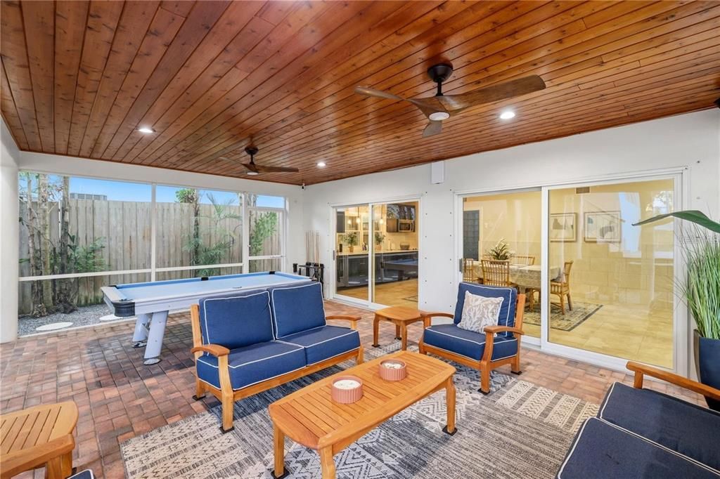 For Sale: $8,190,000 (5 beds, 4 baths, 5095 Square Feet)