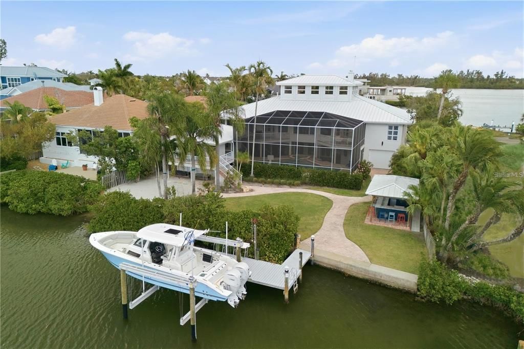 For Sale: $8,190,000 (5 beds, 4 baths, 5095 Square Feet)