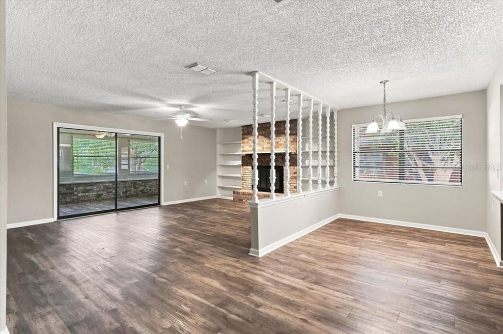 For Sale: $275,000 (2 beds, 2 baths, 1687 Square Feet)