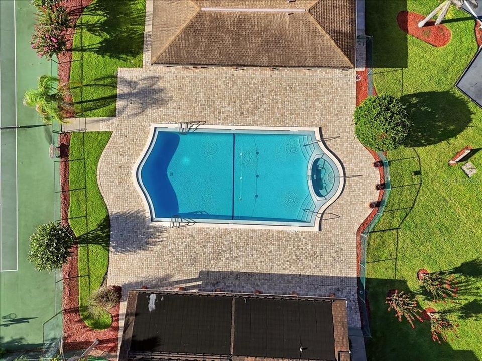 For Sale: $275,000 (2 beds, 2 baths, 1687 Square Feet)