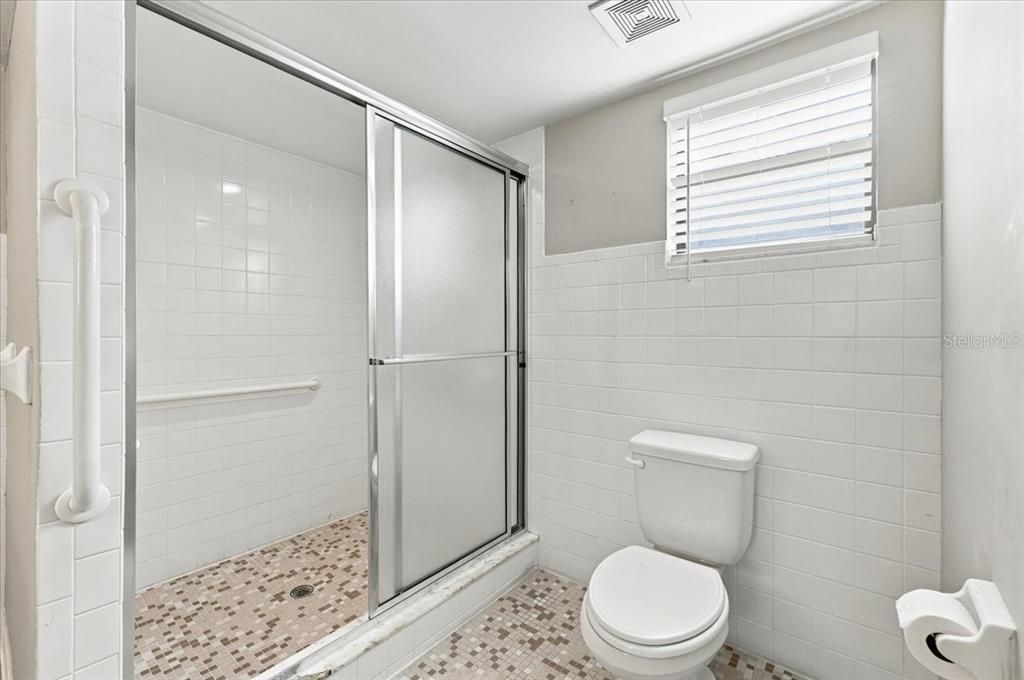For Sale: $275,000 (2 beds, 2 baths, 1687 Square Feet)