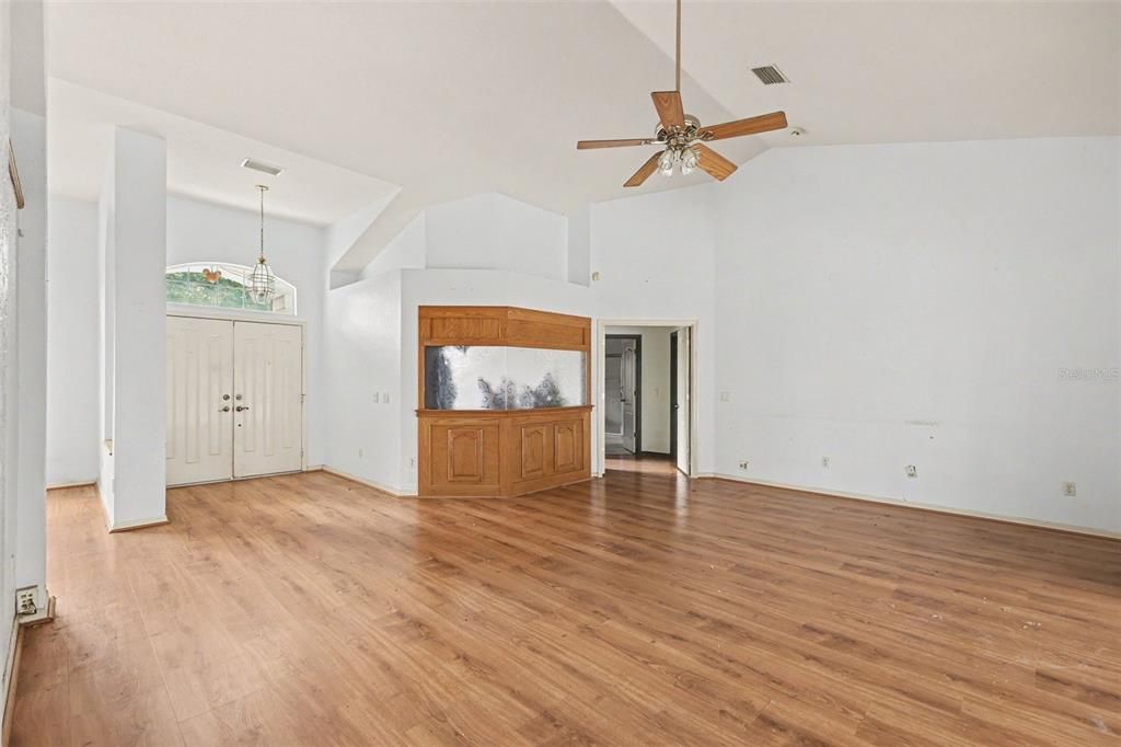 For Sale: $315,000 (3 beds, 2 baths, 2235 Square Feet)