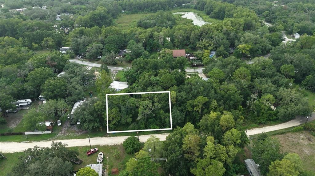 На продажу: $23,000 (0.35 acres)