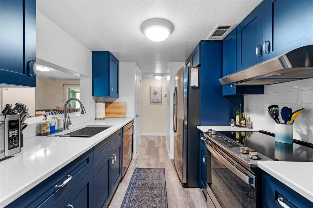 En Venta: $325,000 (2 camas, 2 baños, 1375 Pies cuadrados)