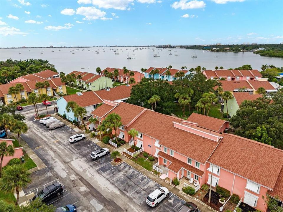 En Venta: $325,000 (2 camas, 2 baños, 1375 Pies cuadrados)