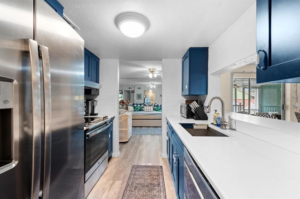 En Venta: $325,000 (2 camas, 2 baños, 1375 Pies cuadrados)