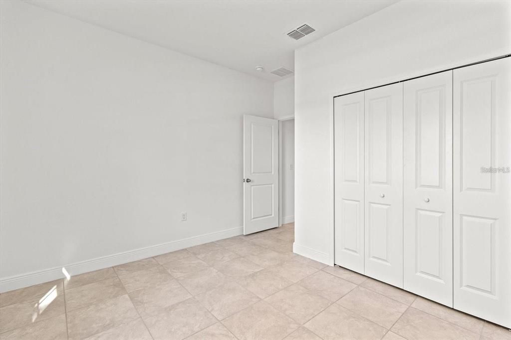 В аренду: $2,300 (4 спален, 2 ванн, 1578 Квадратных фут)