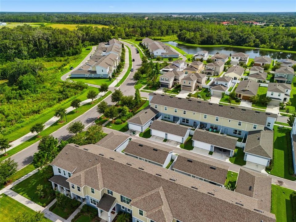 На продажу: $335,000 (3 спален, 2 ванн, 1834 Квадратных фут)