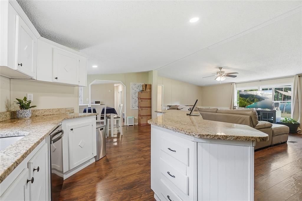 For Sale: $279,900 (4 beds, 2 baths, 2060 Square Feet)