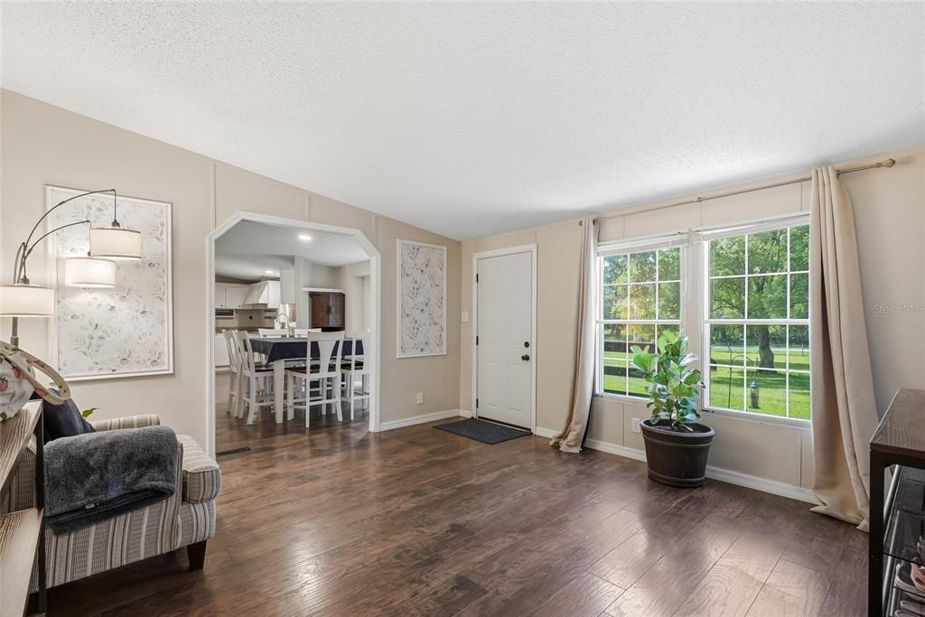 For Sale: $279,900 (4 beds, 2 baths, 2060 Square Feet)