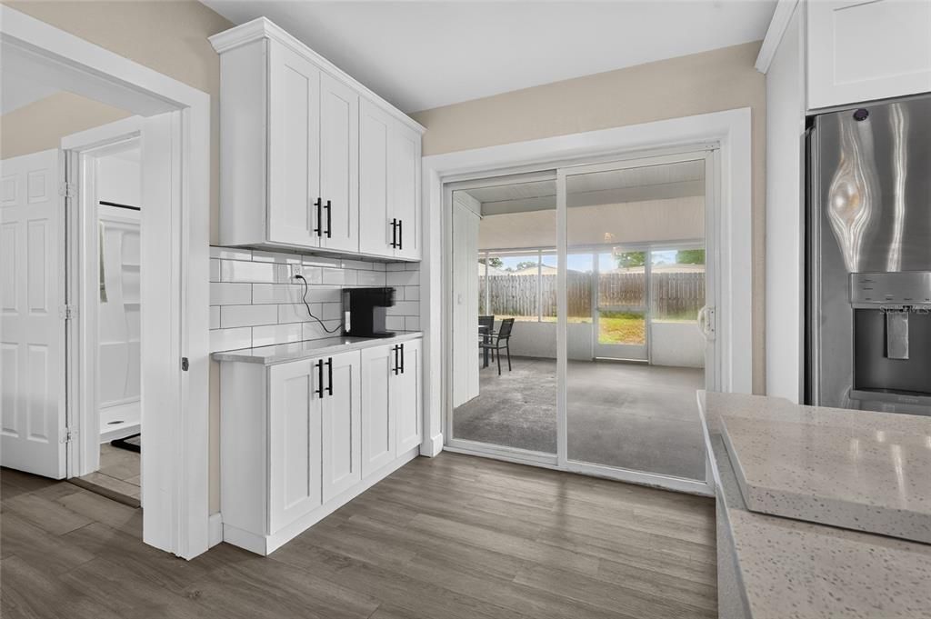 For Sale: $424,950 (3 beds, 2 baths, 1086 Square Feet)