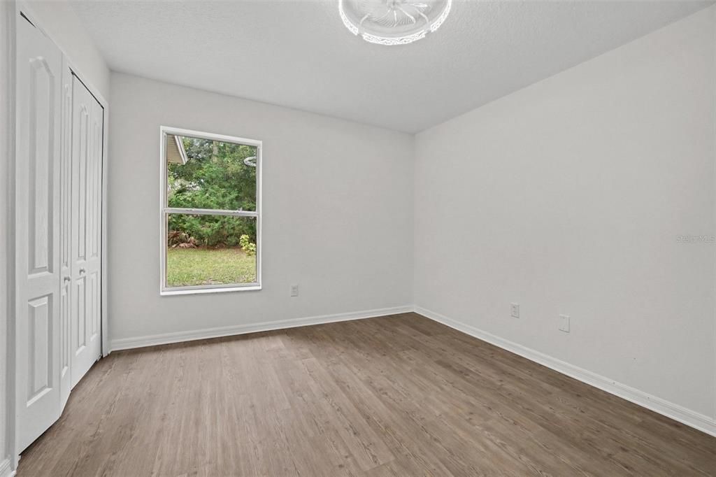 For Rent: $1,900 (3 beds, 2 baths, 1184 Square Feet)