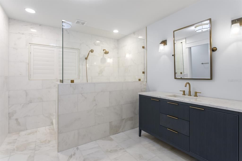 En Venta: $1,749,000 (4 camas, 4 baños, 3601 Pies cuadrados)