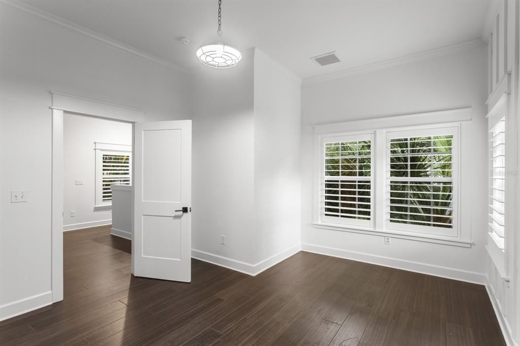 En Venta: $1,749,000 (4 camas, 4 baños, 3601 Pies cuadrados)