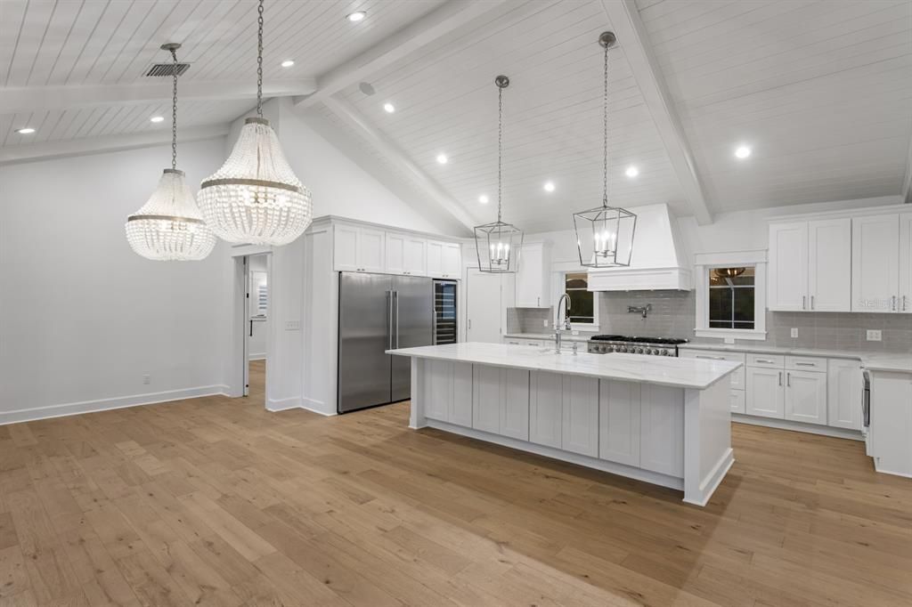 En Venta: $1,749,000 (4 camas, 4 baños, 3601 Pies cuadrados)