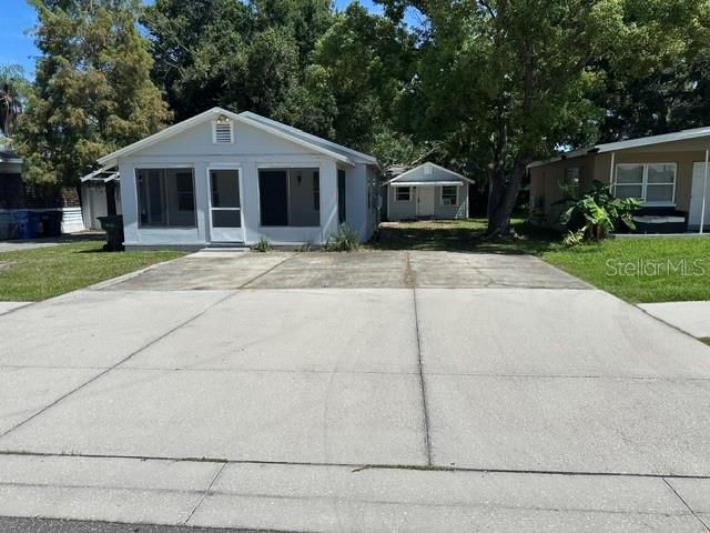 En Venta: $266,900 (3 camas, 2 baños, 1136 Pies cuadrados)