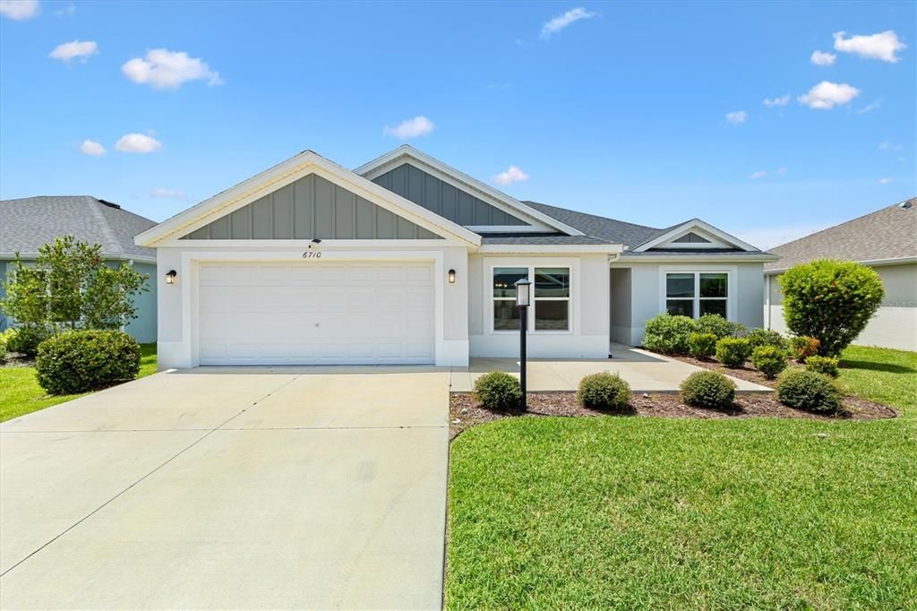 For Sale: $380,000 (3 beds, 2 baths, 1558 Square Feet)