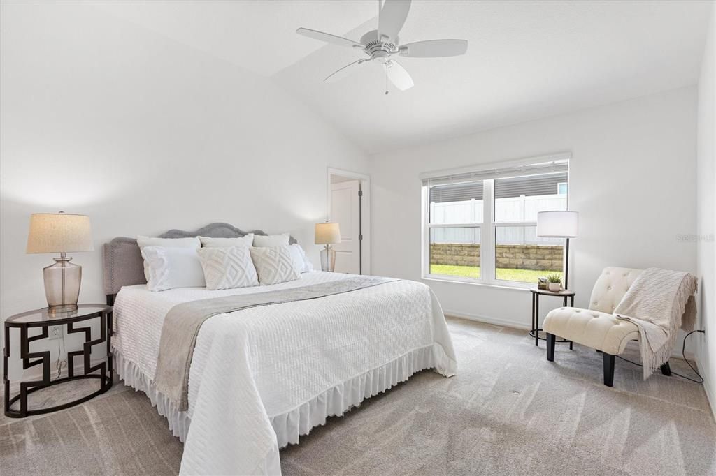 For Sale: $380,000 (3 beds, 2 baths, 1558 Square Feet)