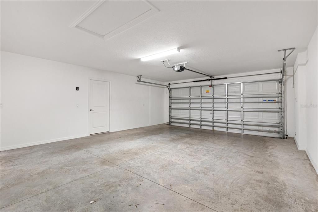 For Sale: $380,000 (3 beds, 2 baths, 1558 Square Feet)