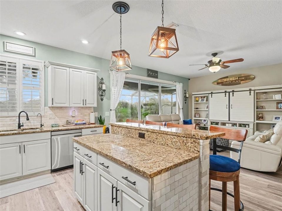 For Sale: $895,000 (4 beds, 3 baths, 2627 Square Feet)