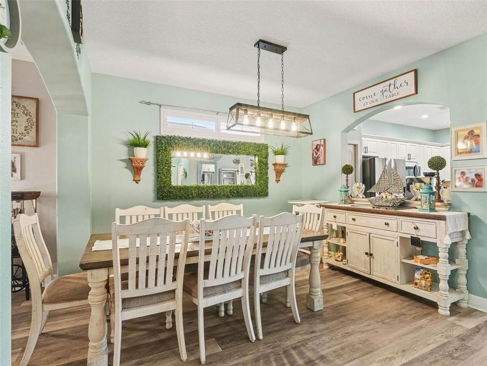 For Sale: $895,000 (4 beds, 3 baths, 2627 Square Feet)