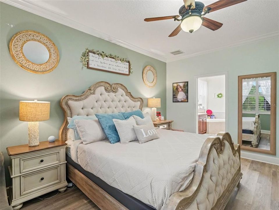 For Sale: $895,000 (4 beds, 3 baths, 2627 Square Feet)