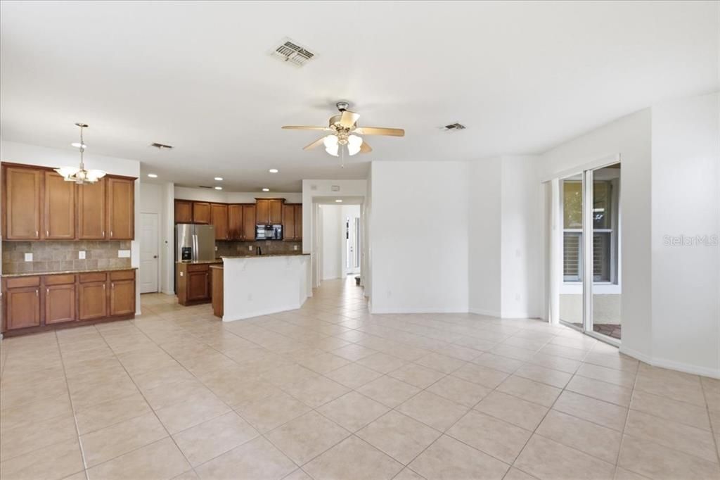 For Sale: $625,000 (4 beds, 3 baths, 2837 Square Feet)