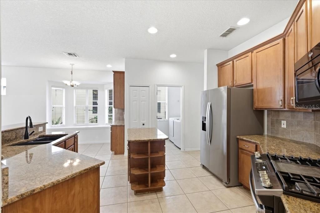 For Sale: $625,000 (4 beds, 3 baths, 2837 Square Feet)