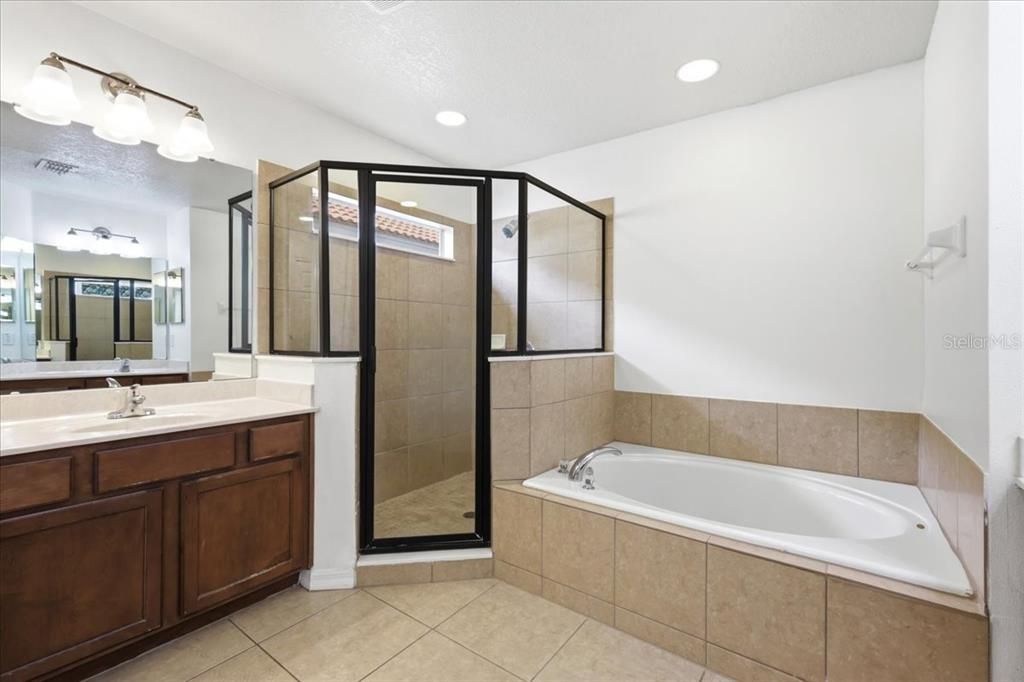 For Sale: $625,000 (4 beds, 3 baths, 2837 Square Feet)