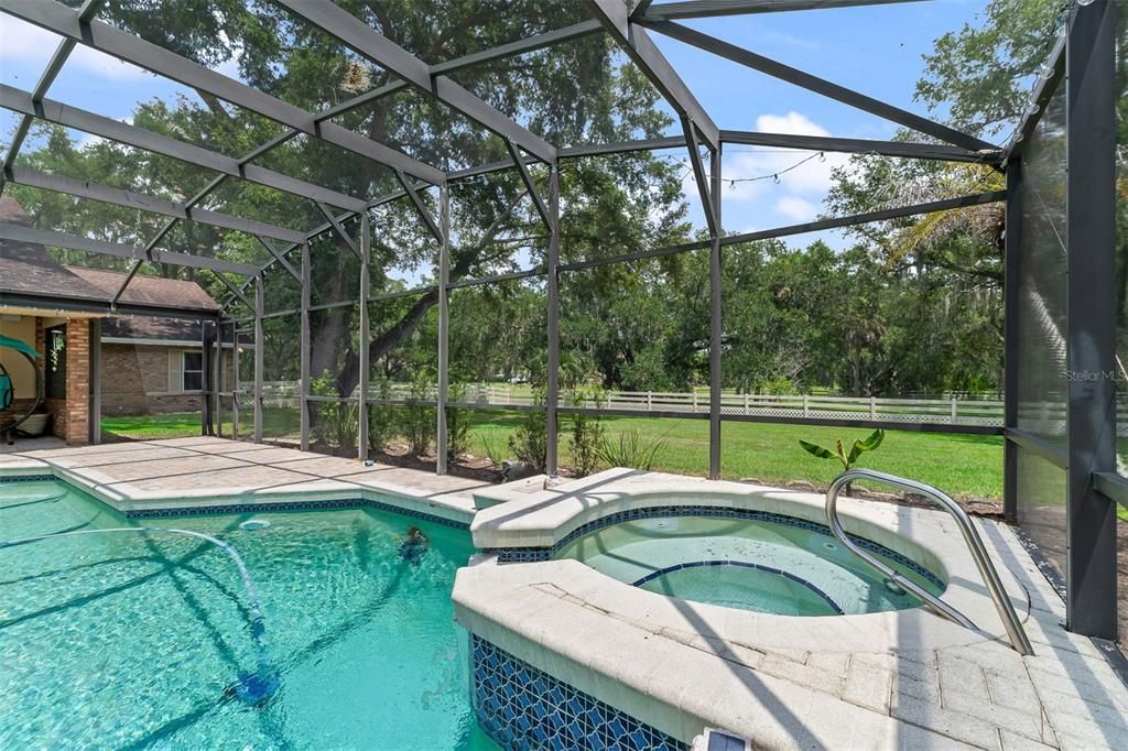 En Venta: $849,000 (6 camas, 4 baños, 4276 Pies cuadrados)