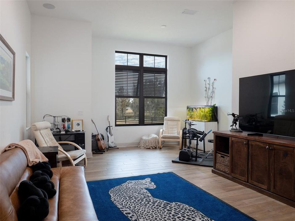 En Venta: $1,850,000 (4 camas, 3 baños, 3502 Pies cuadrados)