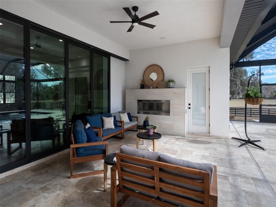 En Venta: $1,850,000 (4 camas, 3 baños, 3502 Pies cuadrados)
