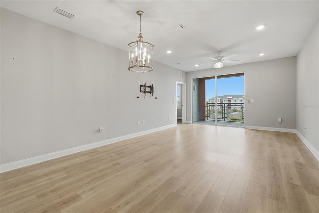 En Venta: $325,000 (2 camas, 2 baños, 1445 Pies cuadrados)