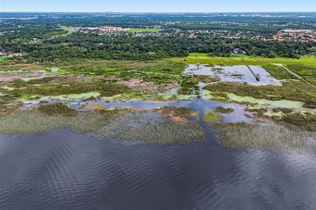 待售: $2,250,000 (5.94 acres)