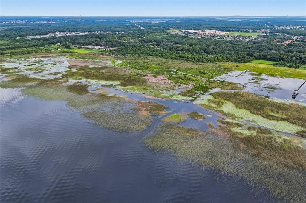 待售: $2,250,000 (5.94 acres)