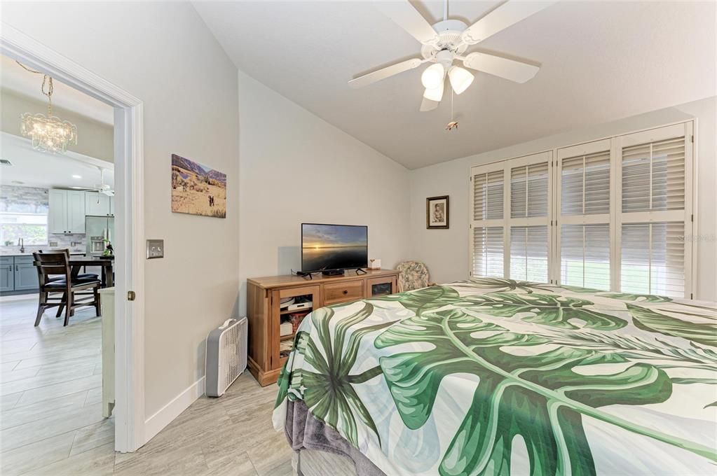 For Sale: $328,000 (3 beds, 2 baths, 1488 Square Feet)