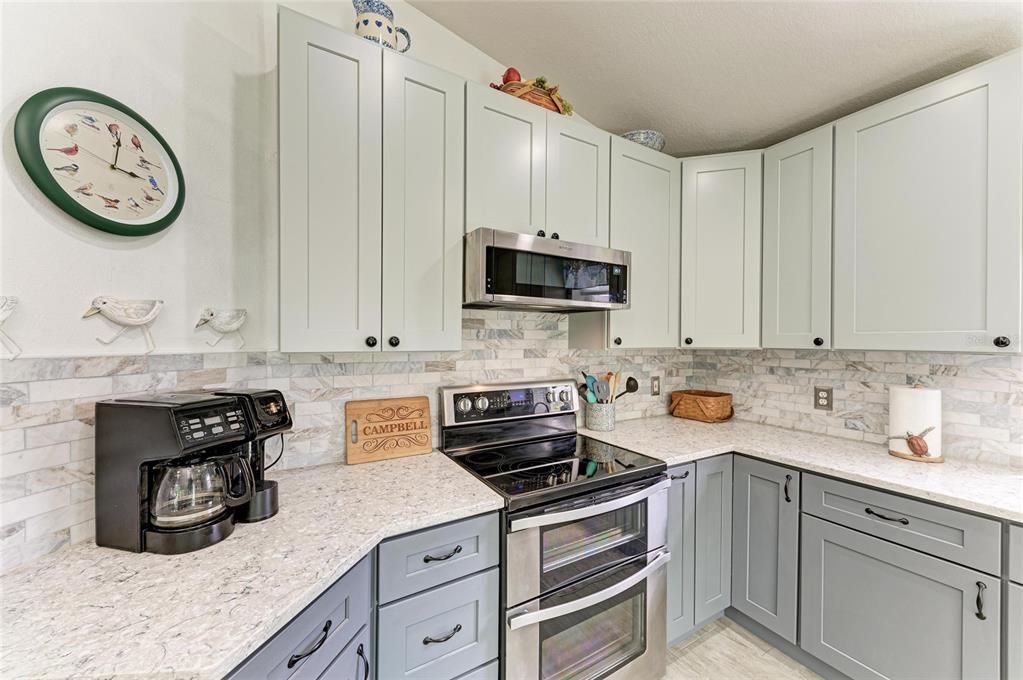 For Sale: $328,000 (3 beds, 2 baths, 1488 Square Feet)