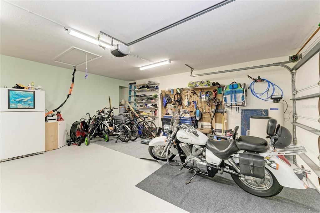 For Sale: $328,000 (3 beds, 2 baths, 1488 Square Feet)