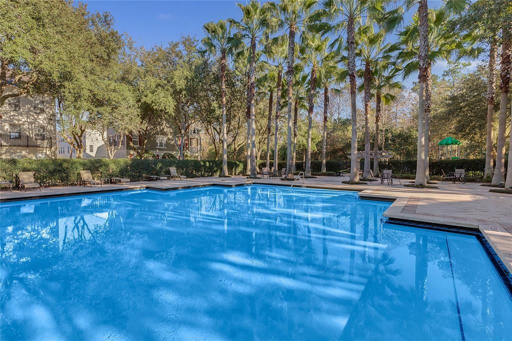 For Sale: $264,000 (2 beds, 2 baths, 996 Square Feet)