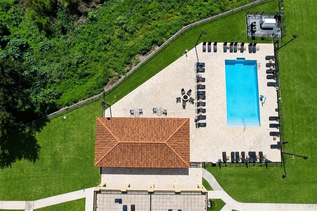 На продажу: $395,000 (3 спален, 3 ванн, 1568 Квадратных фут)