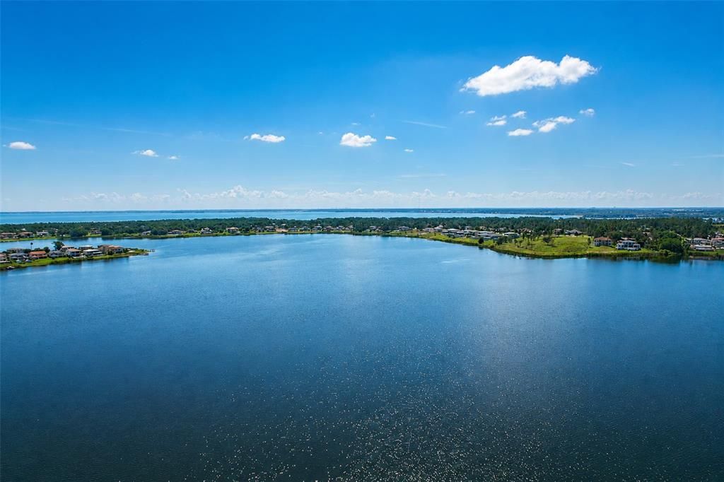 На продажу: $395,000 (3 спален, 3 ванн, 1568 Квадратных фут)