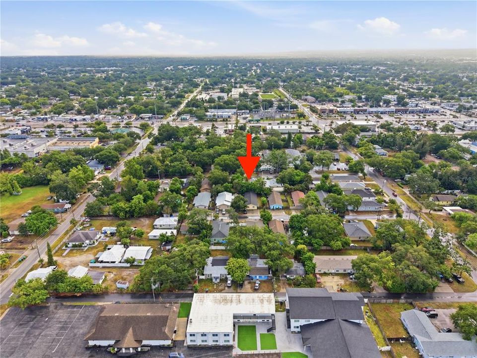 For Sale: $199,900 (2 beds, 1 baths, 717 Square Feet)