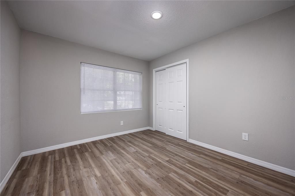 For Sale: $340,000 (3 beds, 2 baths, 1423 Square Feet)