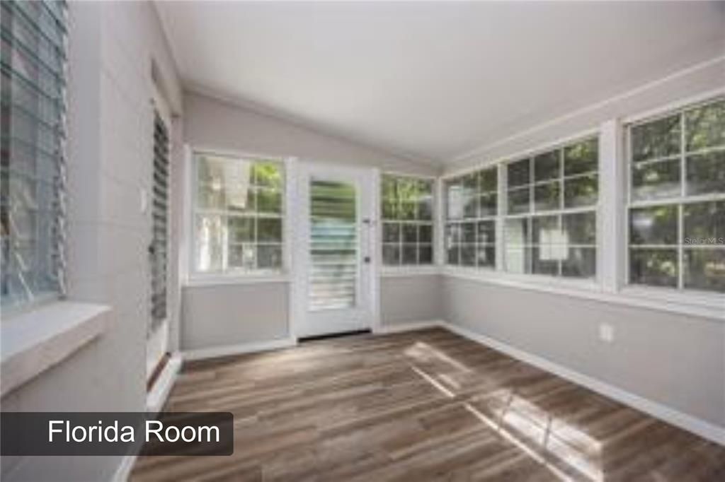 For Sale: $340,000 (3 beds, 2 baths, 1423 Square Feet)