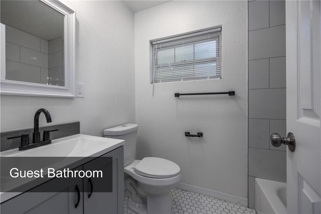 For Sale: $340,000 (3 beds, 2 baths, 1423 Square Feet)