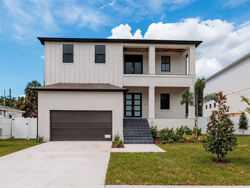En Venta: $1,325,000 (4 camas, 3 baños, 3231 Pies cuadrados)