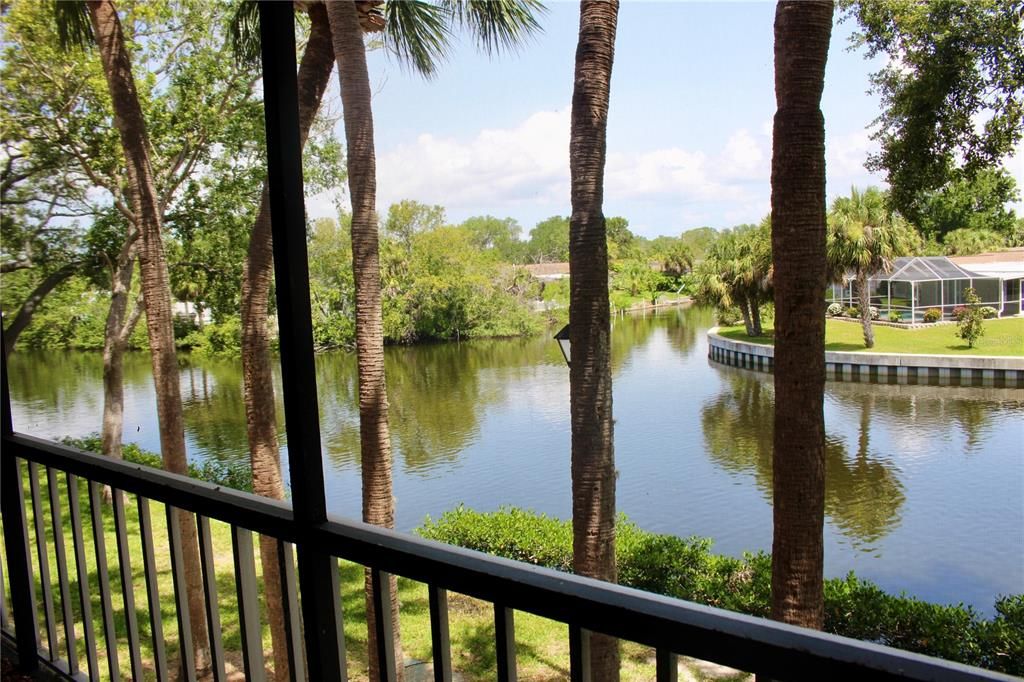 For Rent: $1,700 (2 beds, 1 baths, 1520 Square Feet)