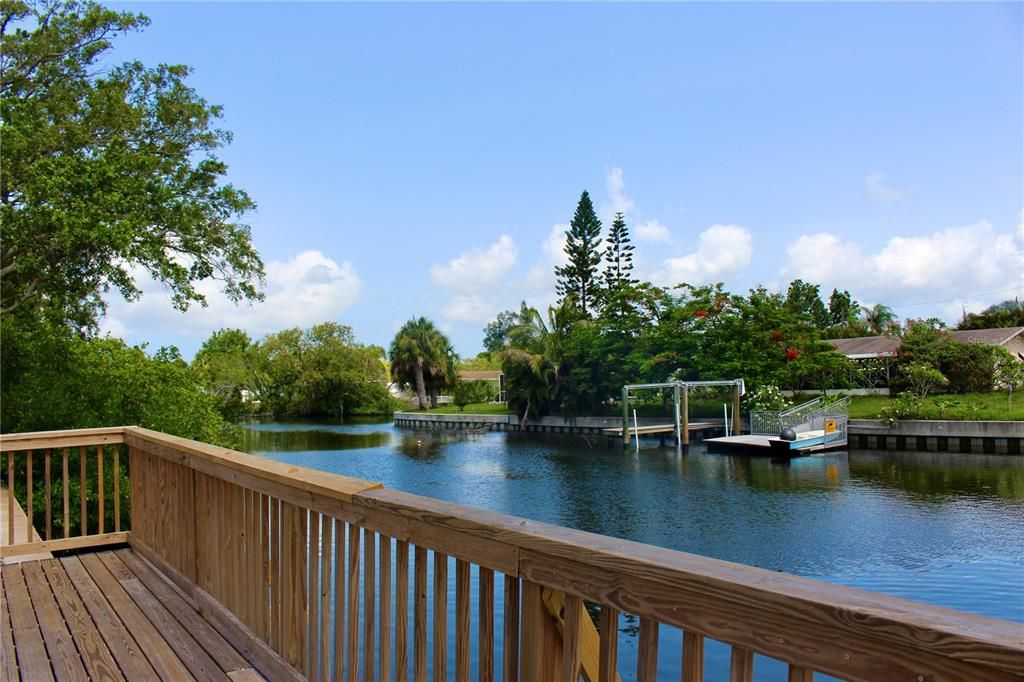 For Rent: $1,700 (2 beds, 1 baths, 1520 Square Feet)